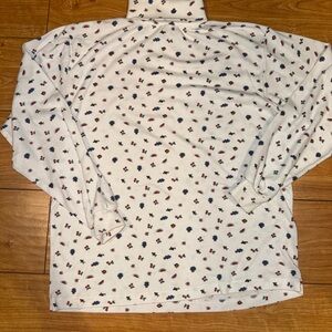 Lady Van Heusen White Long Sleeve Shirt with Cute Pattern!